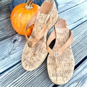 Womens TORY BURCH Tan Leather Wedge Slip On Heels Sandals Size 9